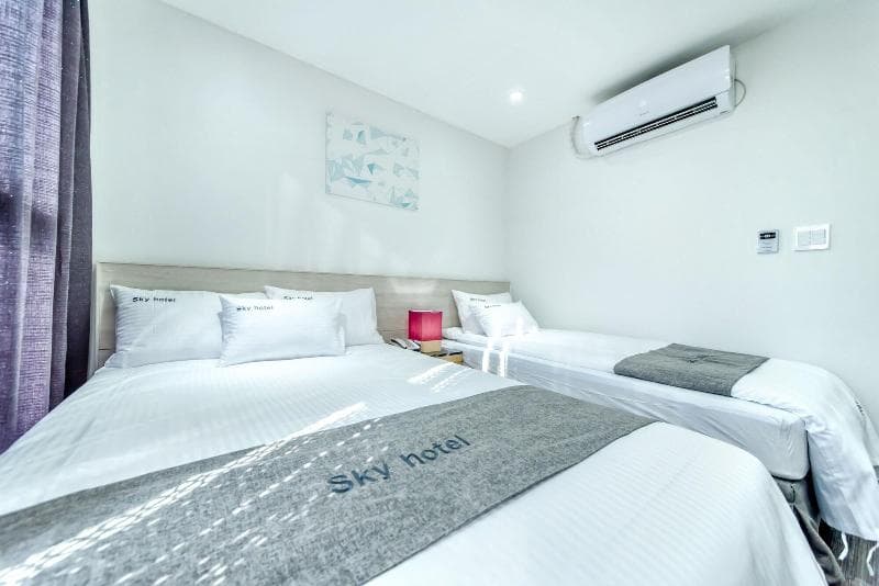 Sky Hotel photo 1