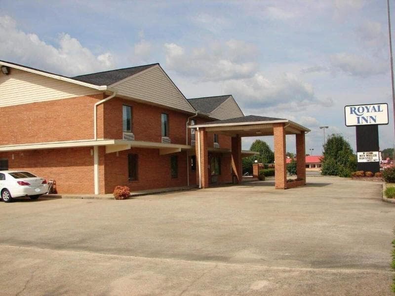 Royal Inn 5