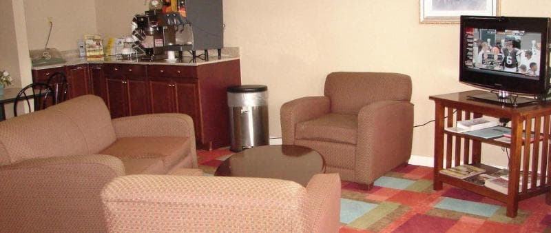 Royal Inn photo 1