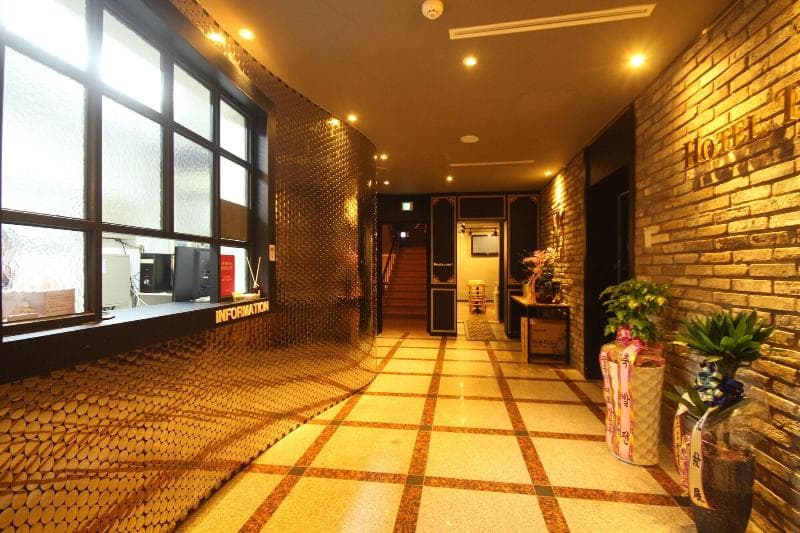 Hotel The May Gimhae 3