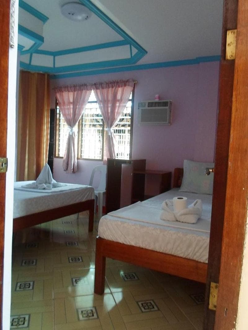 Amos Digue Pension House 5