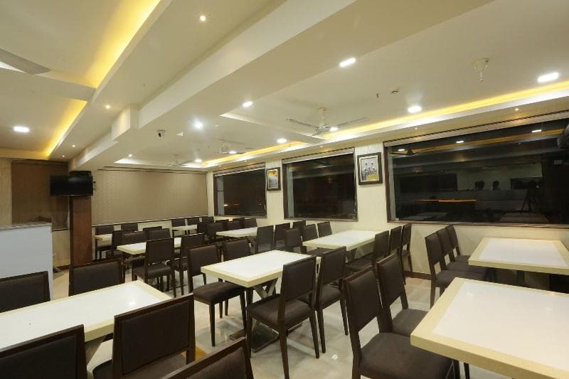 Hotel Srr Grand photo 1
