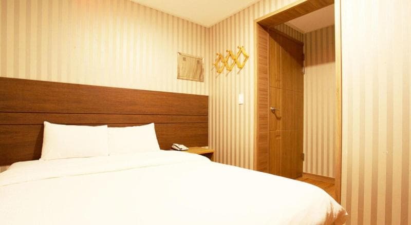 Hotel Cj photo 1