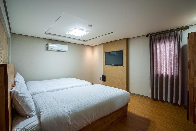 Hotel Maple 4