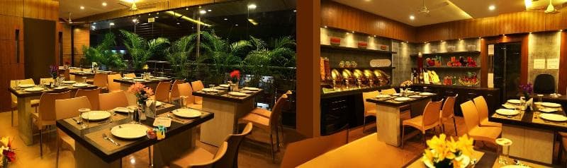 Hotel Santhi Bhavan photo 1