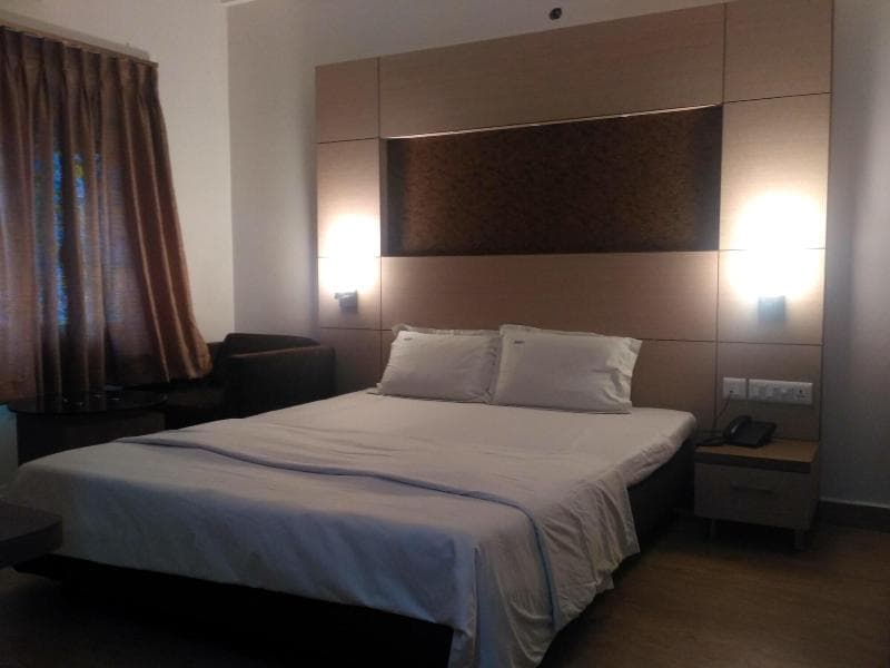 Hotel Sakthi Priya main