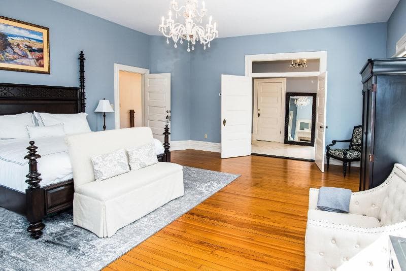 The Jarvis At 220 4