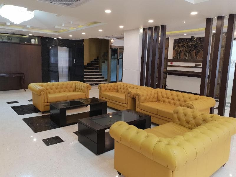 Arna Hotel 5