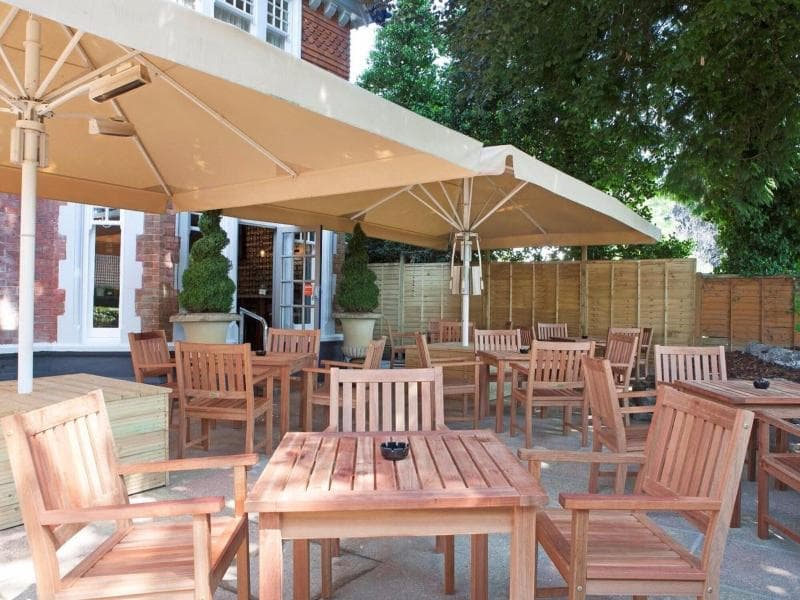 Inn In The Park 5