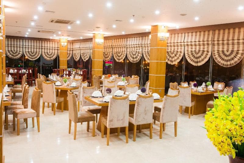 Tu Son Luxury Hotel main