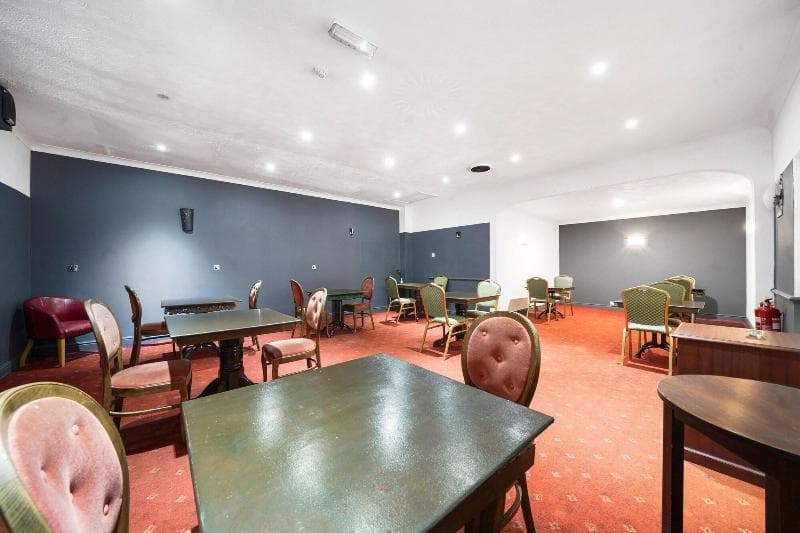 Island Inn photo 1