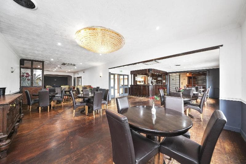 Island Inn 3