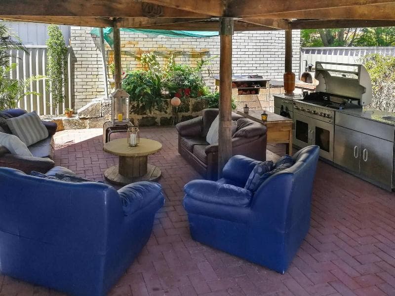 Airport B&B main