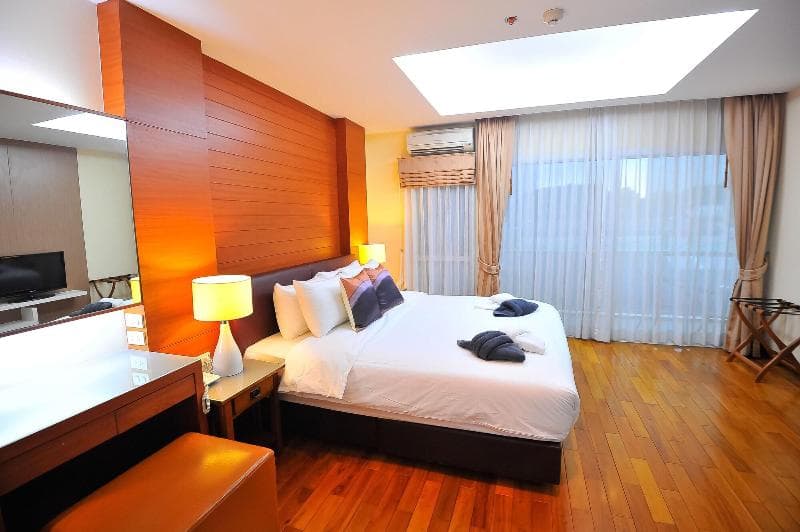 42 Grand Residence photo 1