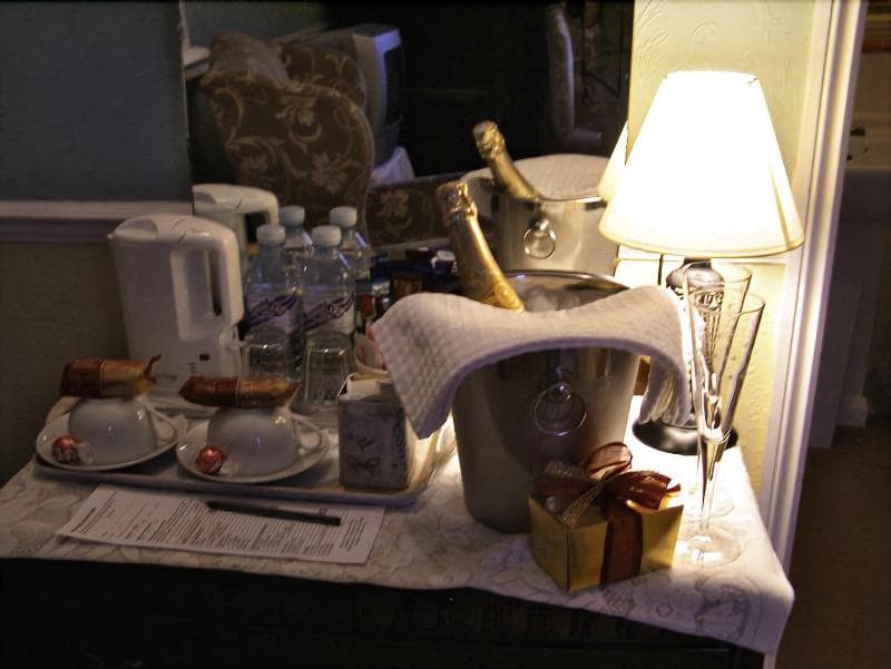 Anton Guest House Bed And Breakfast photo 1