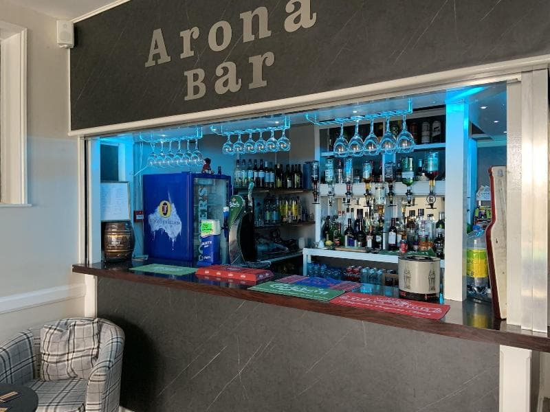 Arona Guest main