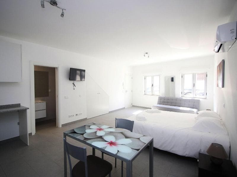Guest House Lovely Swan 4