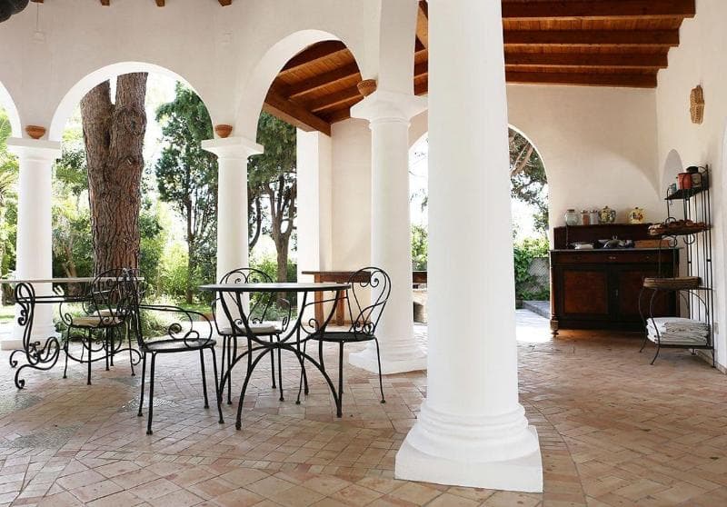 La Villa photo 1