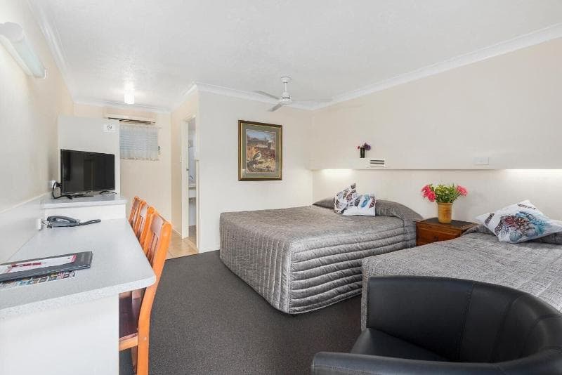 Whiteoaks Motel 5