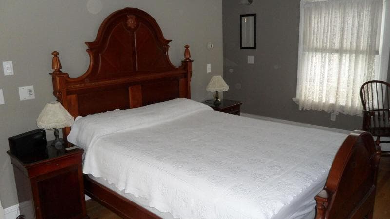 Windsome Bed & Breakfast main