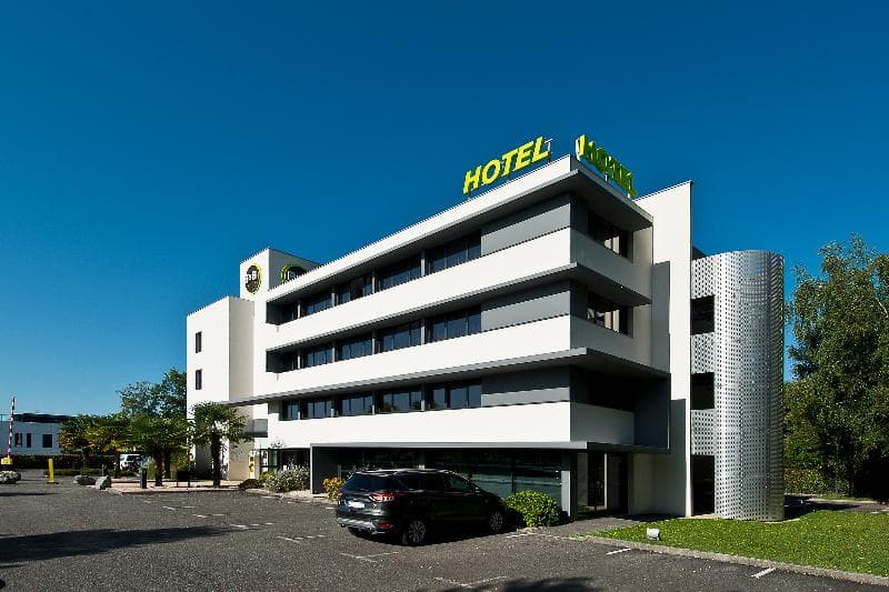 B&B Hôtel Pau Zénith 5