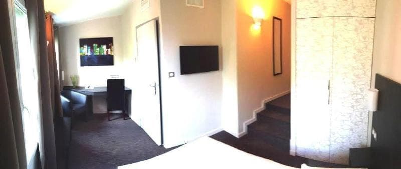 Ruthenium Hotel 4