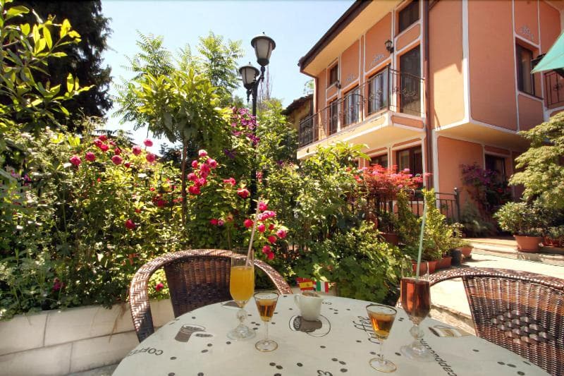Hotel Alafrangite 4