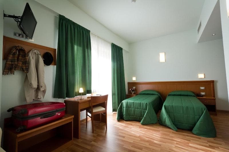 Hotel Donnini 5