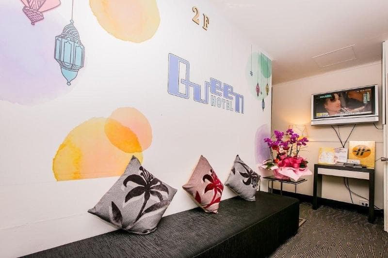 Hotel Queen photo 1