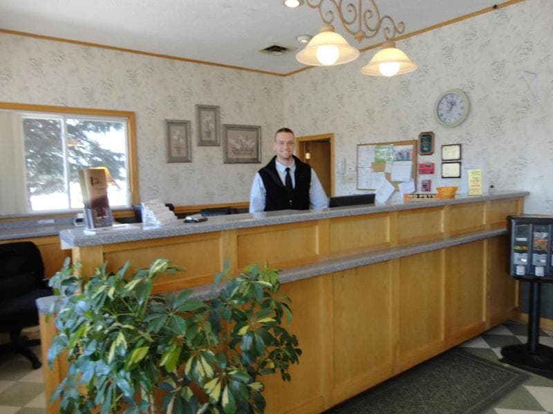 Bangor Inn & Suites 3