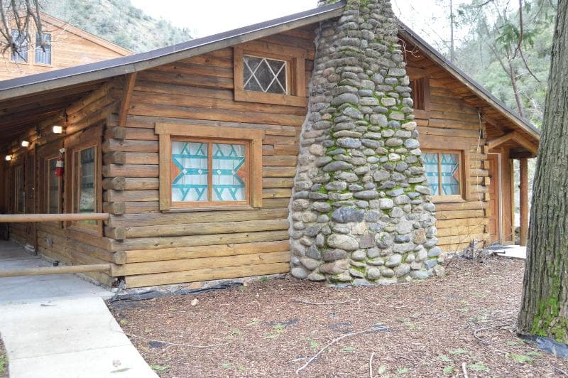 Red Bud Lodge 2