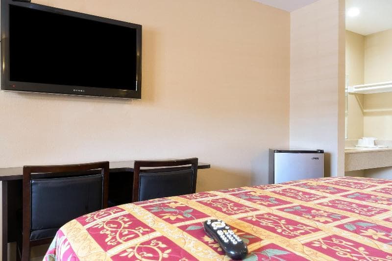 Covina Motel 4