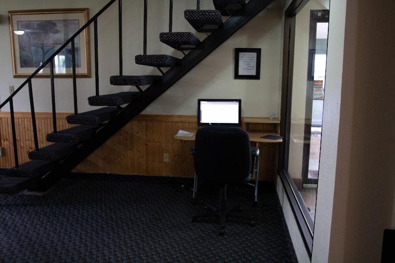 East Grand Inn 1