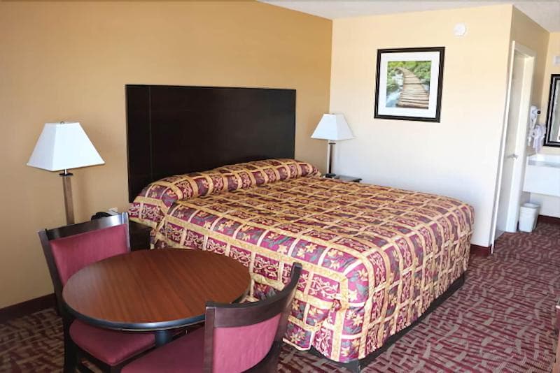 Western Inn Baker 4