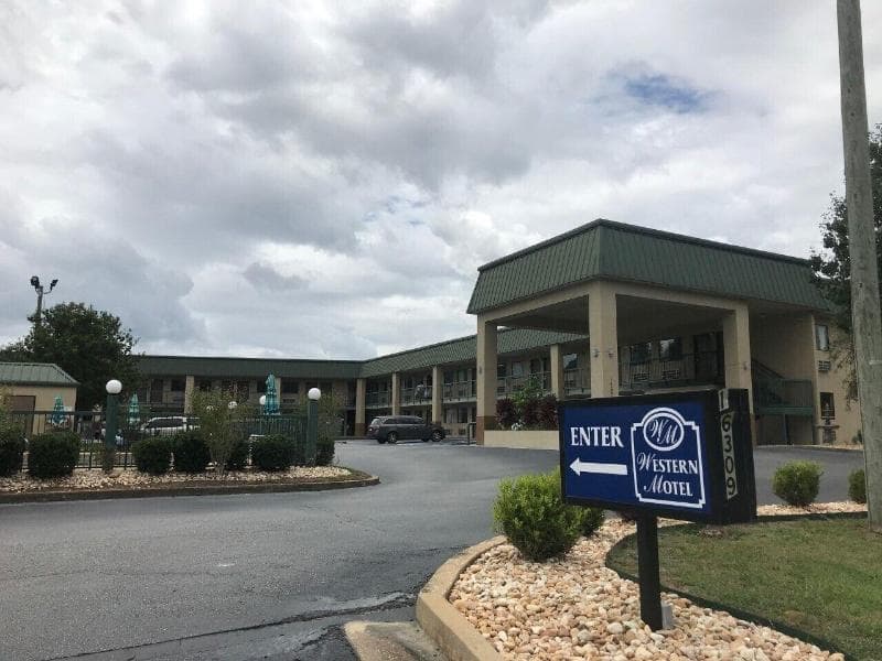Western Motel 5