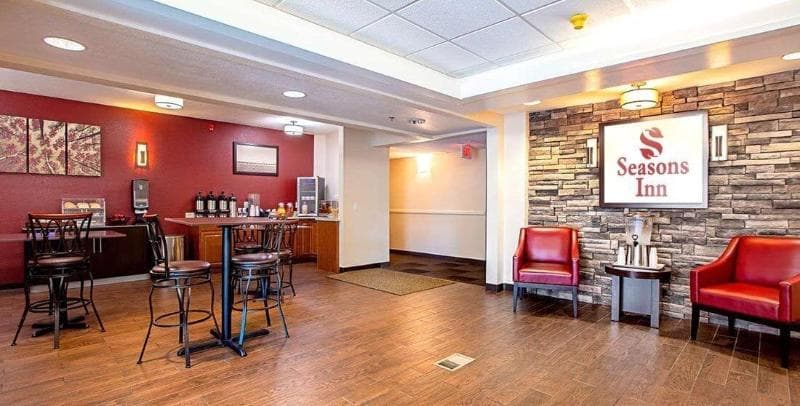 Red Roof Inn Traverse City 2