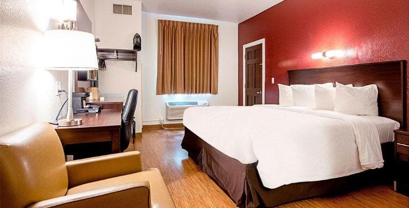 Red Roof Inn Traverse City 3