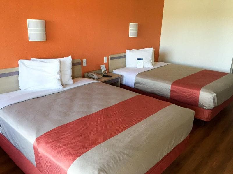 Motel 6 Anniston Al photo 1