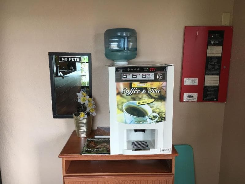 Del Amo Inn 3