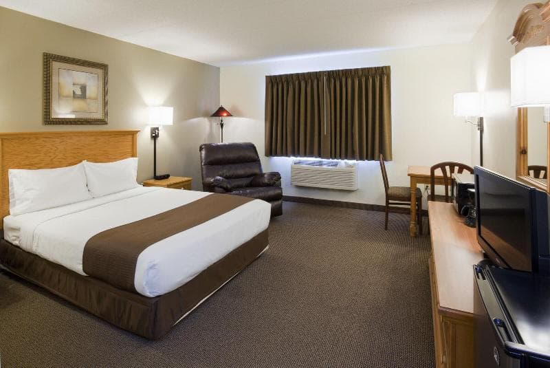 Paynesville Inn And Suites 4