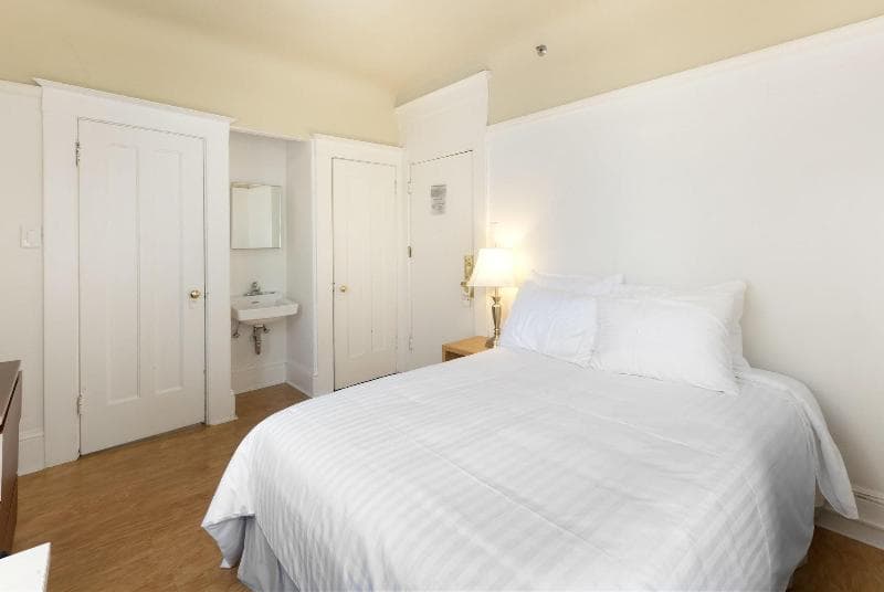 325 Sutter 3