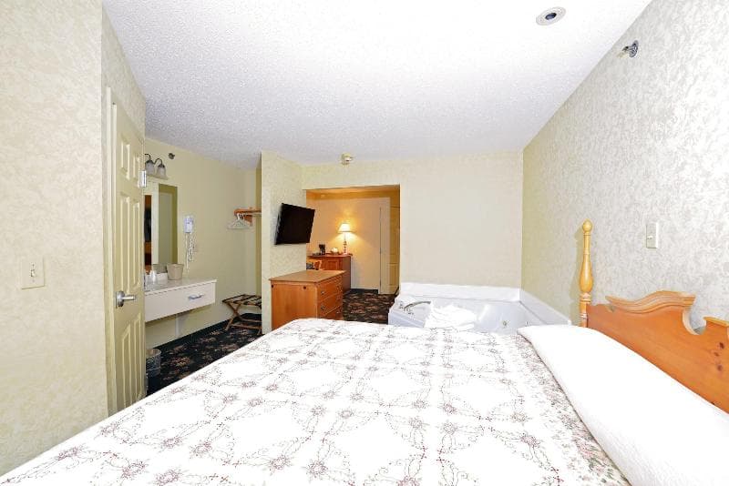 Our Guest Inn And Suites - Downtown 3