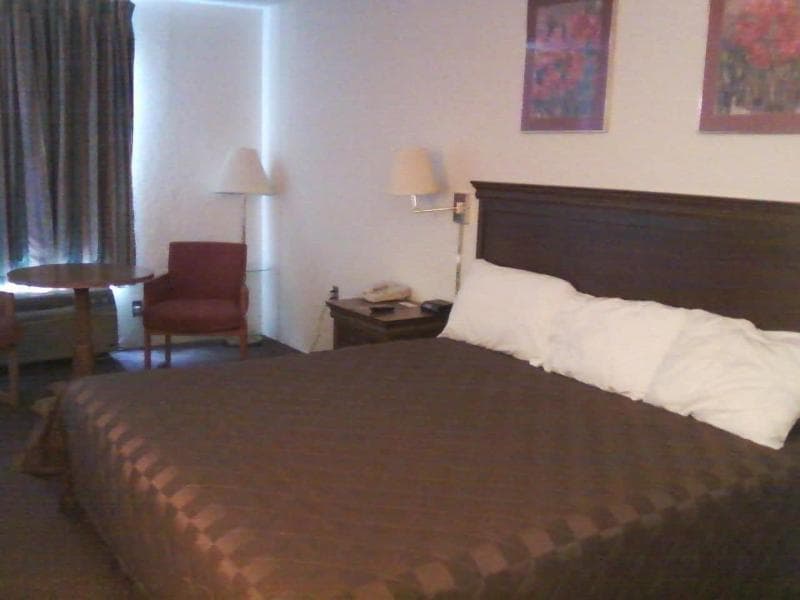 Americourt Hotel 5