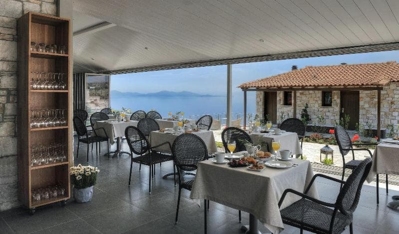 Karavia Lux Inn (Adults Only) 3