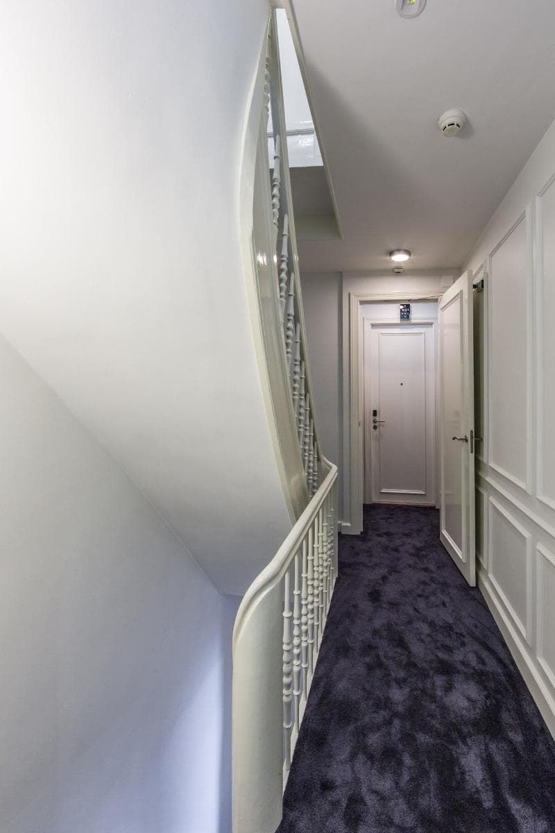 Hotel No 377 House 2