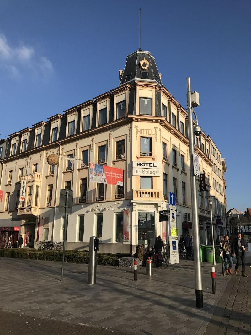 Hotel De Spiegel 3