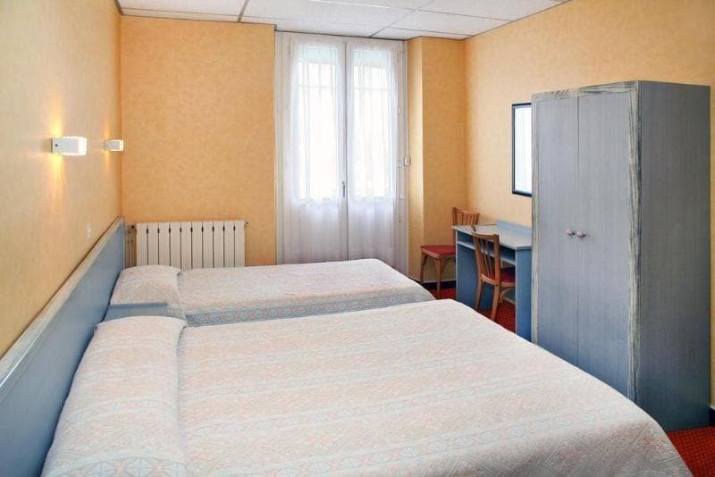Hotel Montfort photo 1