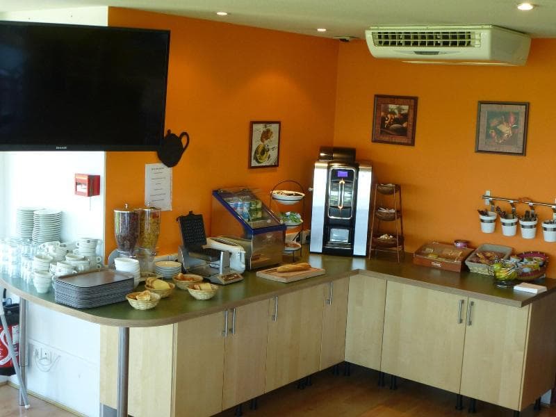 Fasthotel Well Inn Macon Sud - Un Hôtel Fh Confort 3