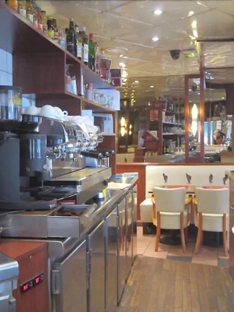 Aero Hotel photo 1