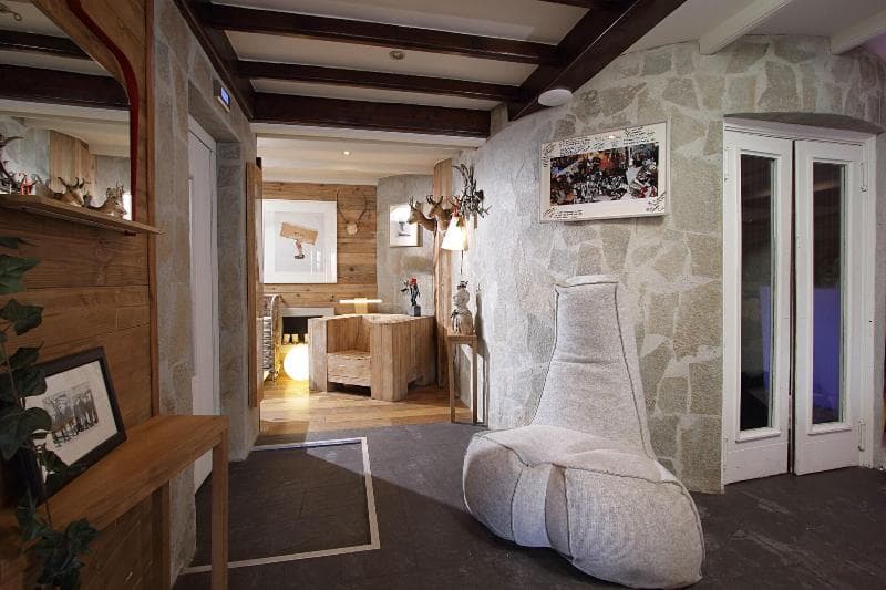 Snow Lodge Hotel 5